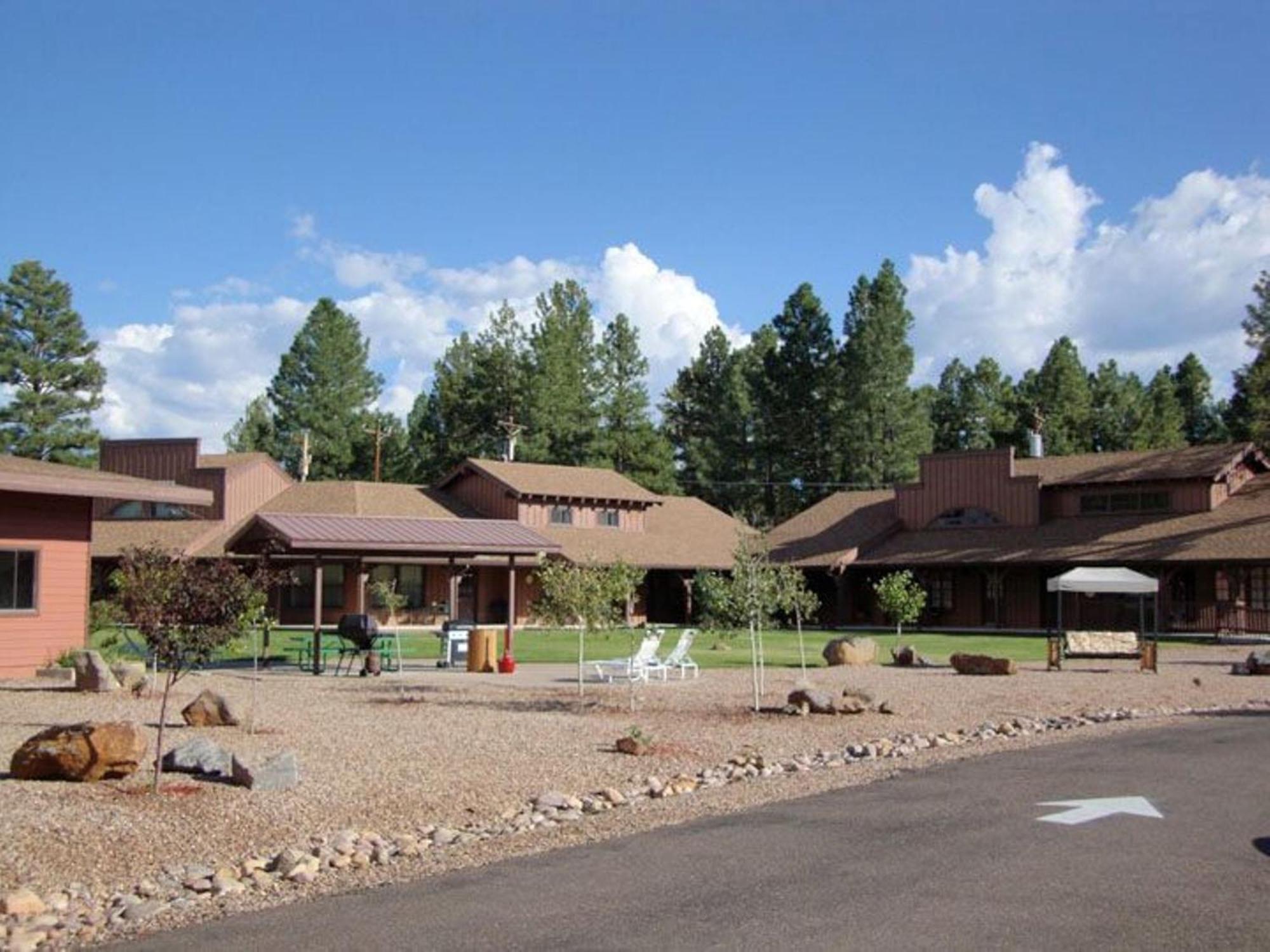 Roundhouse Resort Pinetop-Lakeside Exterior photo